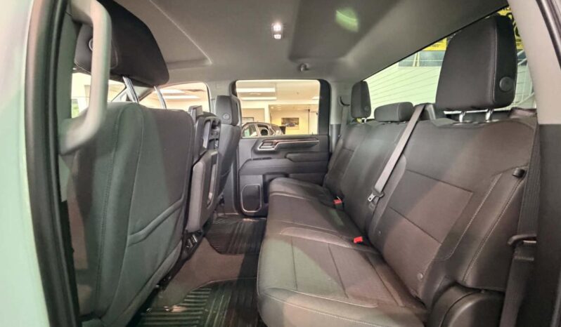
								2025 Chevrolet Silverado 2500 4wd Crew Cab full									