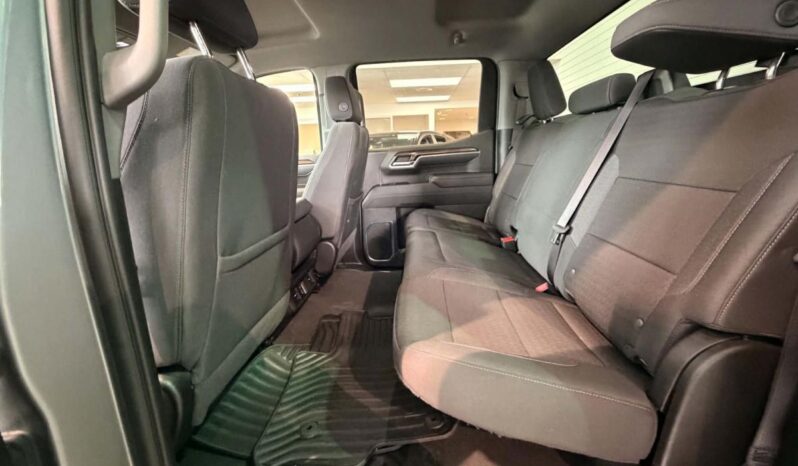 
								2025 Chevrolet Silverado 1500 Crew Cab Short Box 4 full									
