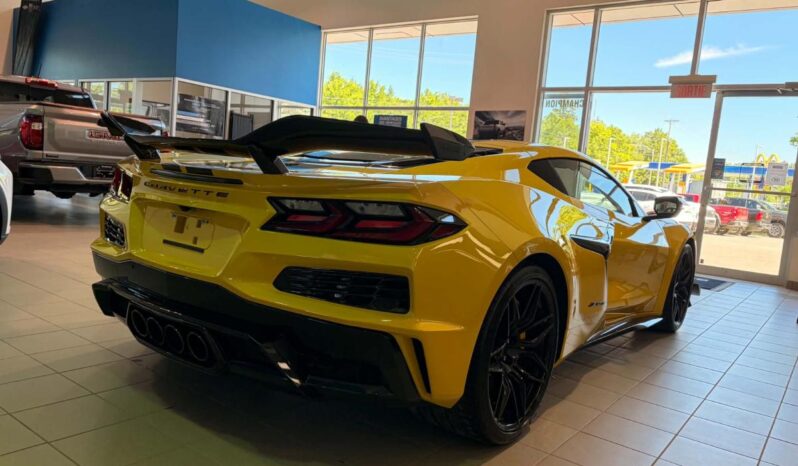 
								2025 Chevrolet Corvette Z06 Coupe 1lz full									
