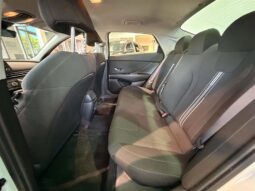 
										2025 Hyundai Elantra Preferred IVT full									