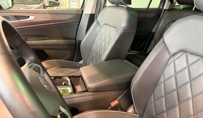 
								2025 Volkswagen Atlas Execline 2.0 Tsi full									