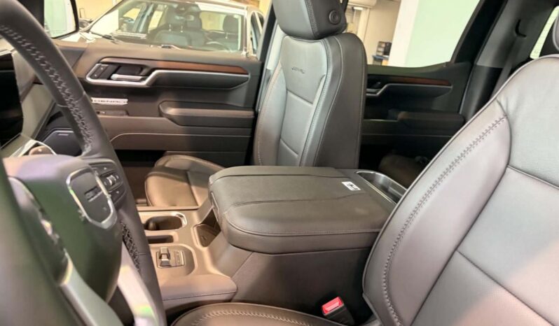 
								2026 GMC Sierra 1500 Crew Cab Standard full									