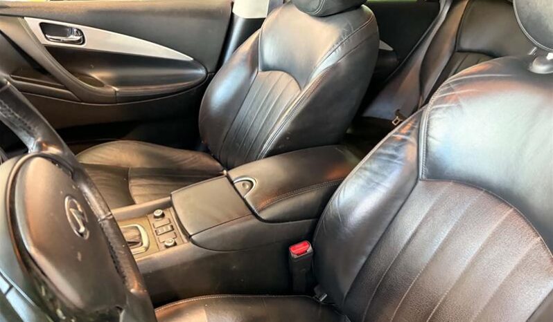 
								2015 Infiniti QX50 Wagon full									