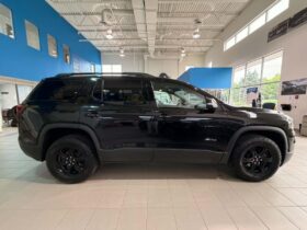 2022 GMC Acadia Awd At4