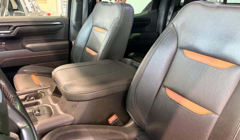 
								2023 GMC Sierra 1500 Crew Cab 4×4 At4 full									