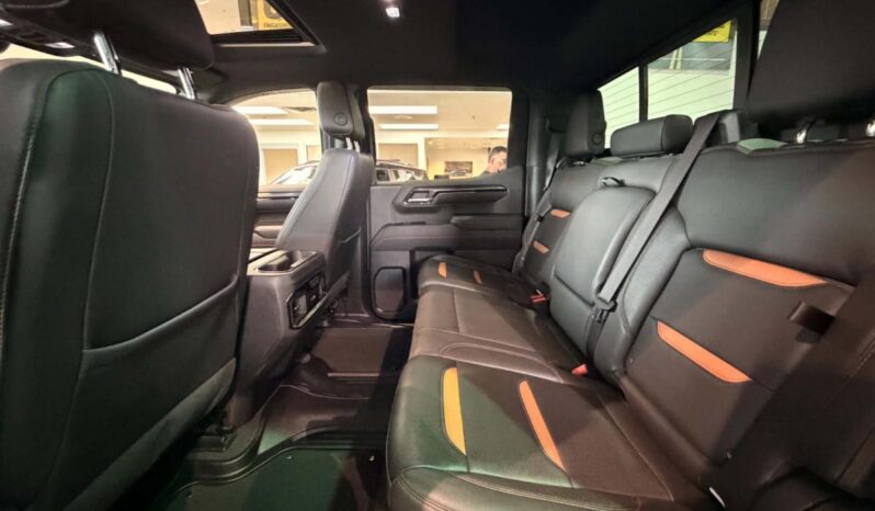 
								2023 GMC Sierra 1500 Crew Cab 4×4 At4 full									