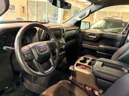 
										2024 GMC Sierra 1500 Crew Cab Standard Box 4-Wheel Drive Pro full									