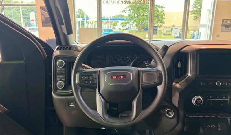 
								2024 GMC Sierra 1500 Crew Cab Standard Box 4-Wheel Drive Pro full									