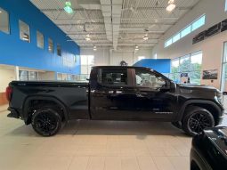 
										2024 GMC Sierra 1500 Crew Cab Standard Box 4-Wheel Drive Pro full									