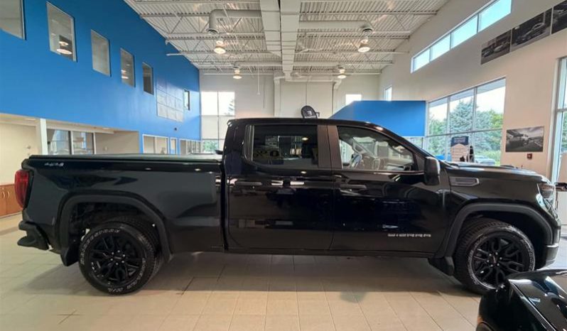 
								2024 GMC Sierra 1500 Crew Cab Standard Box 4-Wheel Drive Pro full									