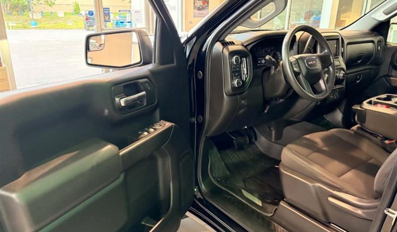 
								2024 GMC Sierra 1500 Crew Cab Standard Box 4-Wheel Drive Pro full									
