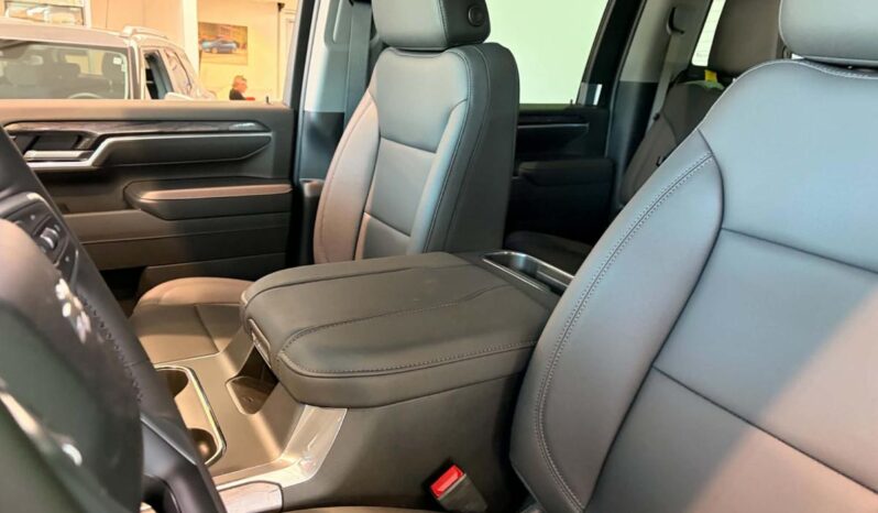 
								2026 Chevrolet Silverado 2500 4wd Crew Cab full									