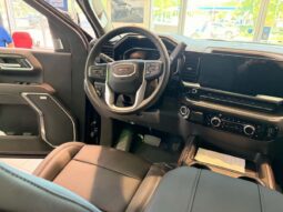 
										2026 GMC Sierra 2500 Crew Cab Standard full									