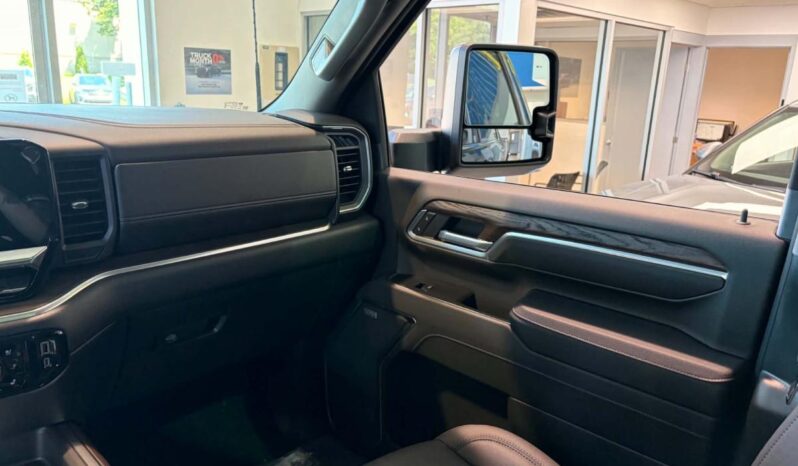 
								2026 GMC Sierra 2500 Crew Cab Standard full									