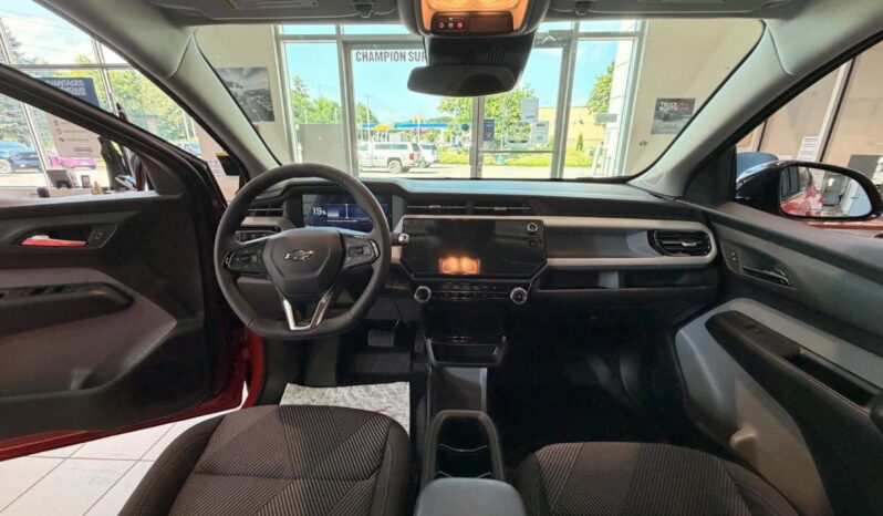 
								2027 Chevrolet Bolt Fwd 4dr Lt full									