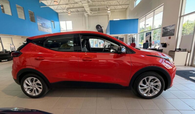 
								2027 Chevrolet Bolt Fwd 4dr Lt full									
