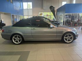 2004 BMW 330