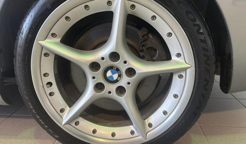 
								2004 BMW 330 full									