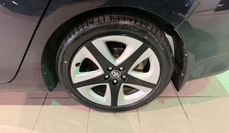 
								2017 Toyota Prius Touring Cvt full									