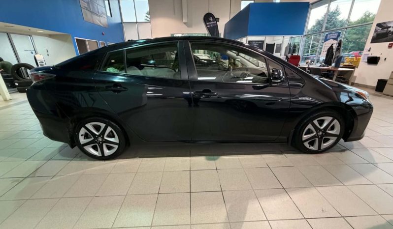 
								2017 Toyota Prius Touring Cvt full									