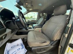
										2019 Ford F-150 Xlt Awd full									