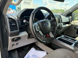 
										2019 Ford F-150 Xlt Awd full									