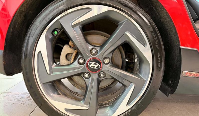 
								2020 Hyundai Veloster Turbo M6 full									