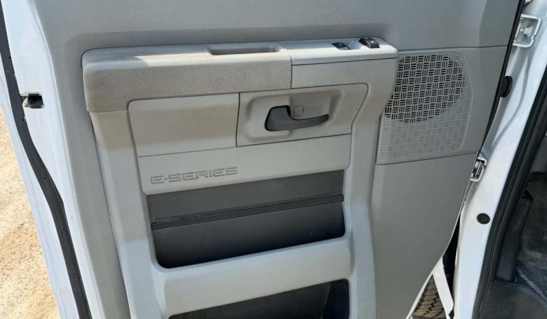 
								2023 Ford E-series full									