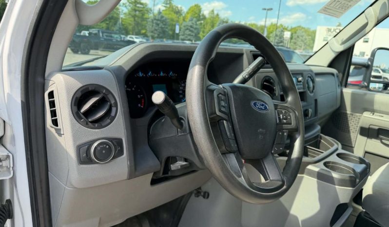 
								2023 Ford E-series full									