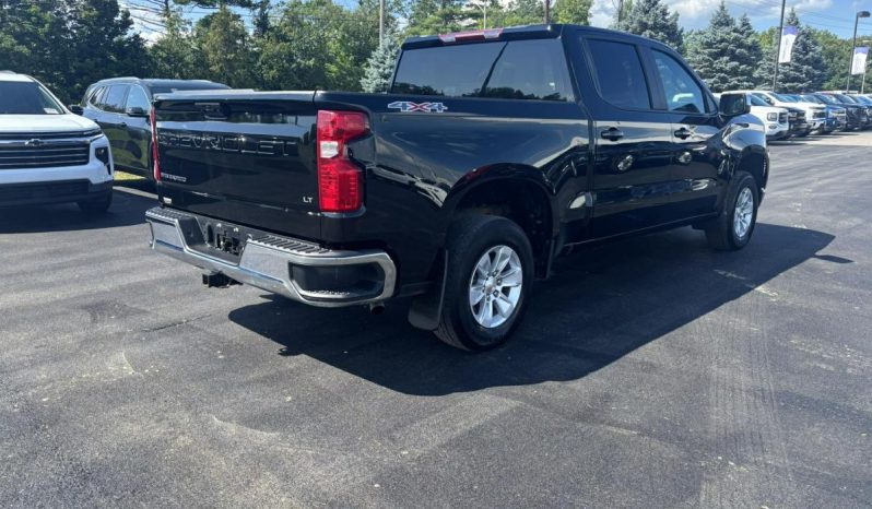
								2025 Chevrolet Silverado 1500 Crew Cab Standard full									