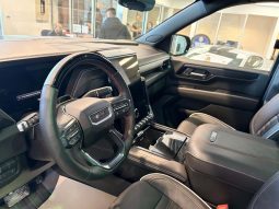 
										2025 GMC Yukon 4WD 4dr AT4 Ultimate full									