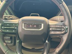 
										2025 GMC Yukon 4WD 4dr AT4 Ultimate full									
