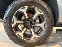 
										2025 GMC Yukon 4WD 4dr AT4 Ultimate full									