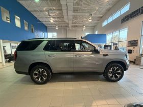 2025 GMC Yukon 4WD 4dr AT4 Ultimate