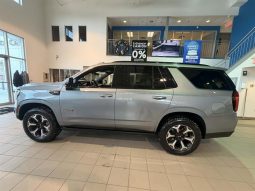 
										2025 GMC Yukon 4WD 4dr AT4 Ultimate full									