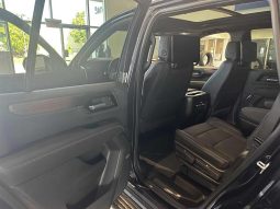 
										2025 GMC Yukon 4WD 4dr Denali full									