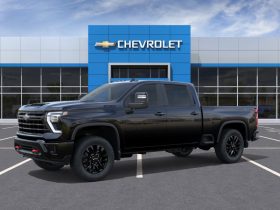 2026 Chevrolet Silverado 2500 4WD Crew Cab Standard Box LT