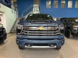 
										2026 Chevrolet Silverado 2500 4WD Crew Cab Standard Box High Country full									