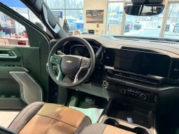 
										2026 Chevrolet Silverado 2500 4WD Crew Cab Standard Box High Country full									
