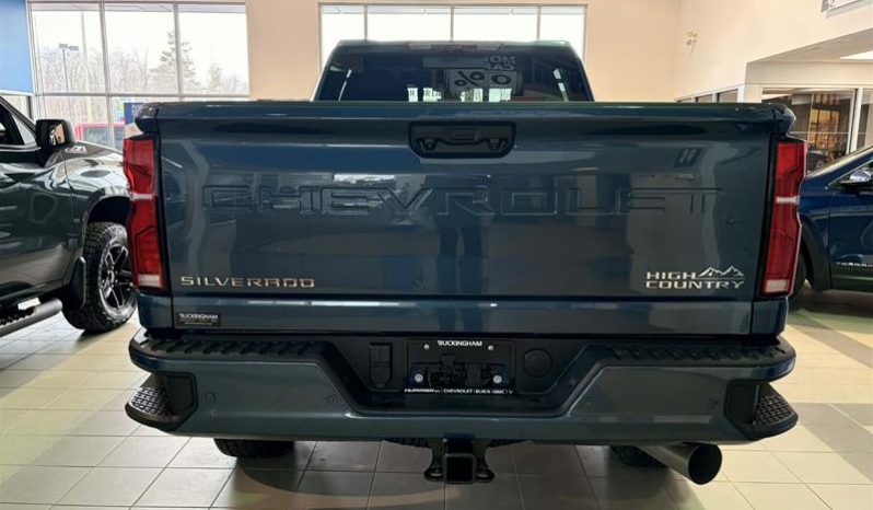 
								2026 Chevrolet Silverado 2500 4WD Crew Cab Standard Box High Country full									