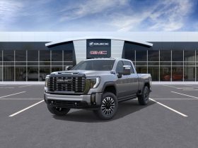 2026 GMC Sierra 2500 Crew Cab Standard Box 4-Wheel Drive Denali Ultimat