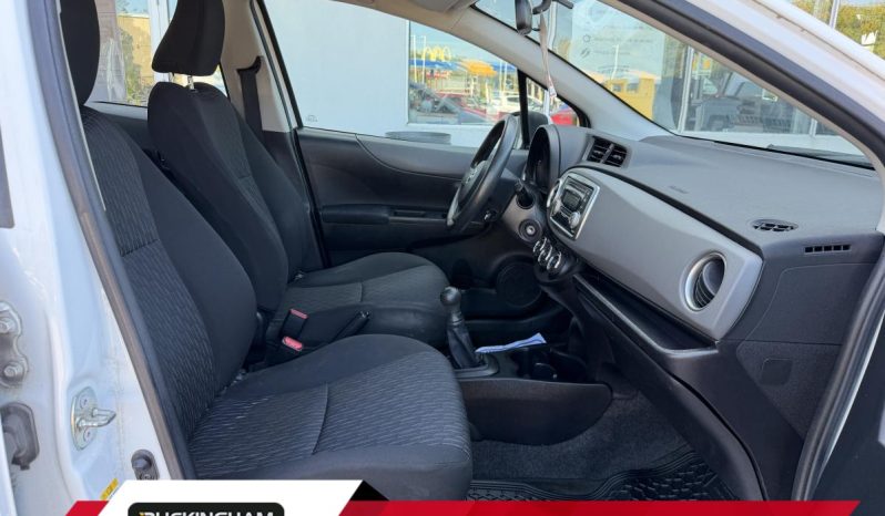 
								2014 Toyota Yaris Hayon 5 portes, boîte manuelle, LE full									