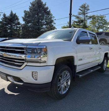 2017 Chevrolet Silverado 1500 - Occasion Camion - VIN: 3GCUKTEJ1HG175184 - Buckingham Chevrolet Buick GMC Gatineau