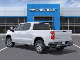 2026 Chevrolet Silverado 1500 Crew Cab Short Box 4-Wheel Drive LT