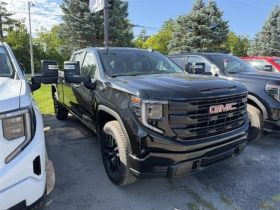 2026 GMC Sierra 1500 Crew Cab Standard Box 4-Wheel Drive Pro