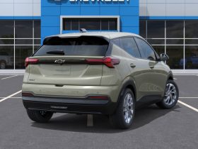 2027 Chevrolet Bolt FWD 4dr LT