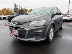 2017 Chevrolet Sonic Sedan LT – 6AT
