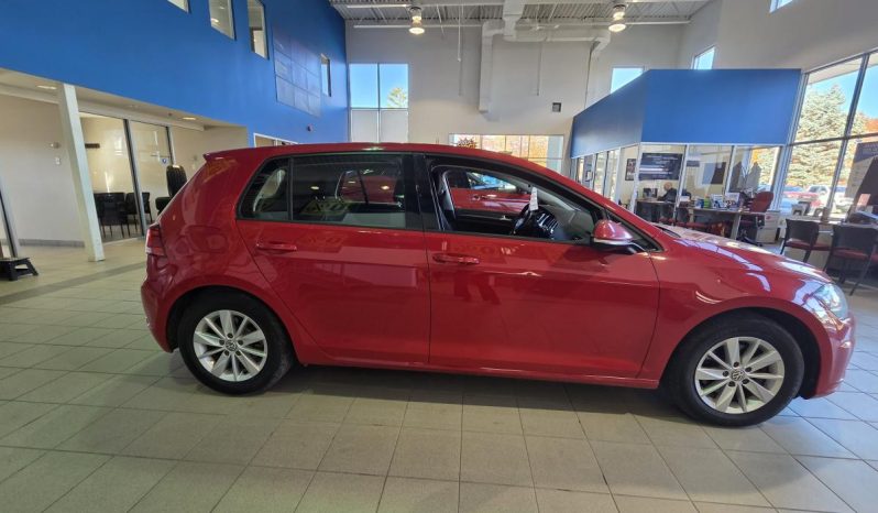 
								2018 Volkswagen Golf 5-Dr 1.8t Trendline full									
