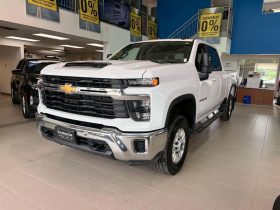 2024 Chevrolet Silverado 2500 4WD Crew Cab Standard Box LT