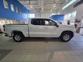 2025 Chevrolet Silverado 1500 Crew Cab Short Box 4